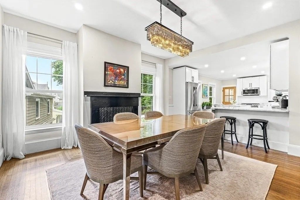Chandelier, Dining room, Interior, Kitchen, Recessed Lighting, Stainless Steel Appliances, Wood Texture Flooring