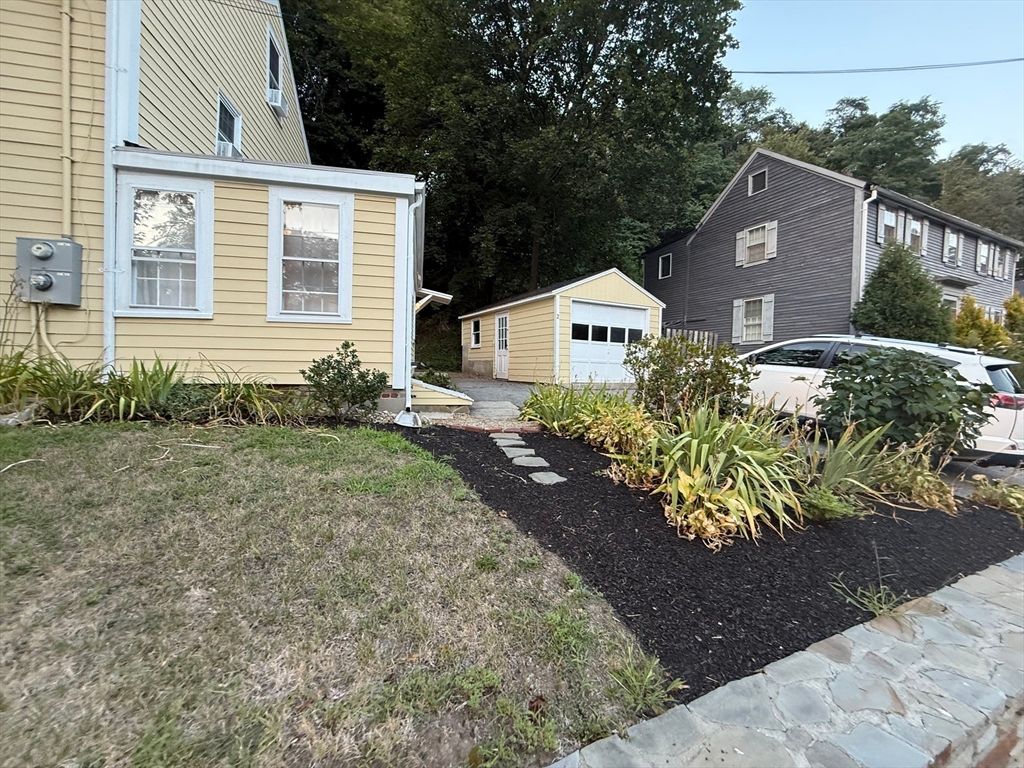 Backyard, Detached Garage, Exterior