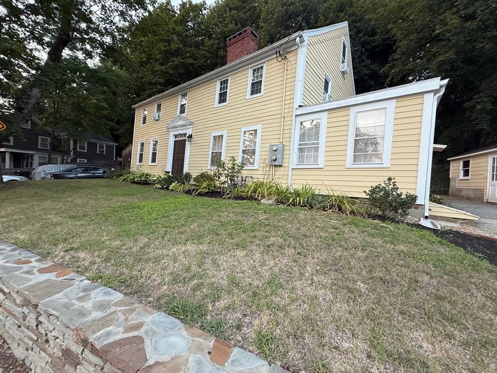 Backyard, Exterior, Facade, Georgian