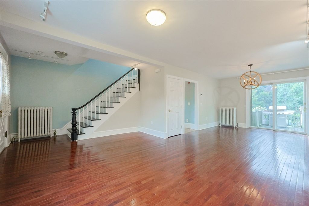 Chandelier, Empty room, Interior, Wood Texture Flooring
