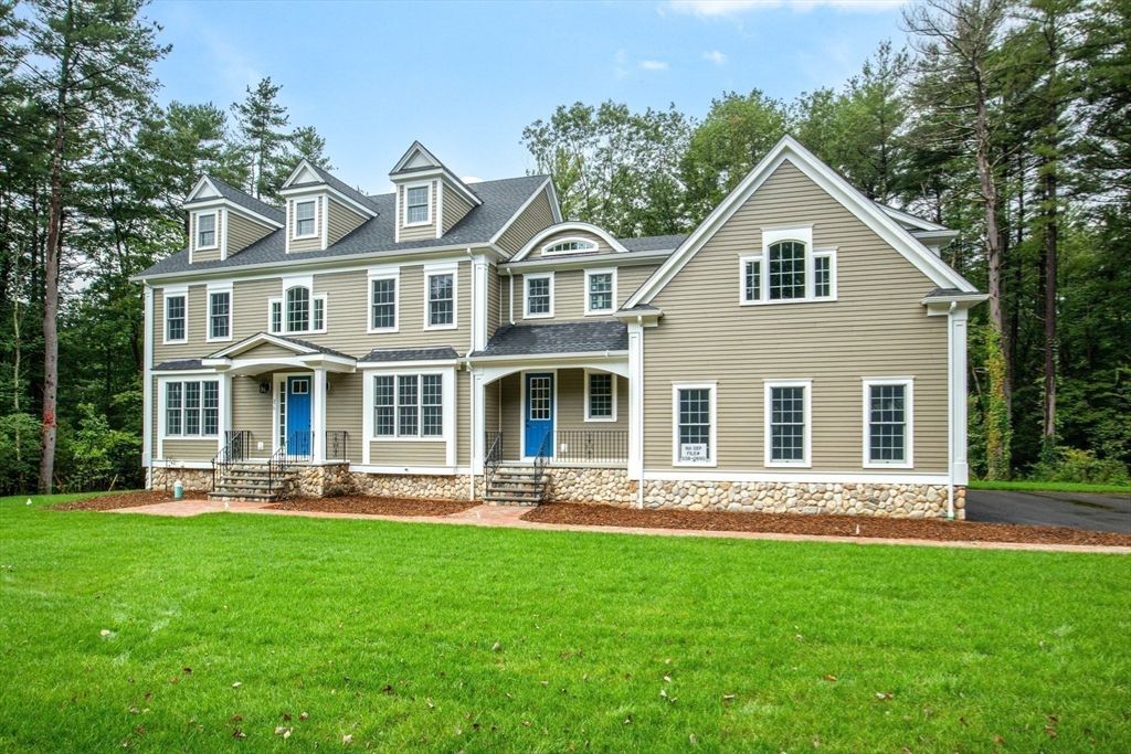 Backyard, Exterior, Facade, Farmhouse