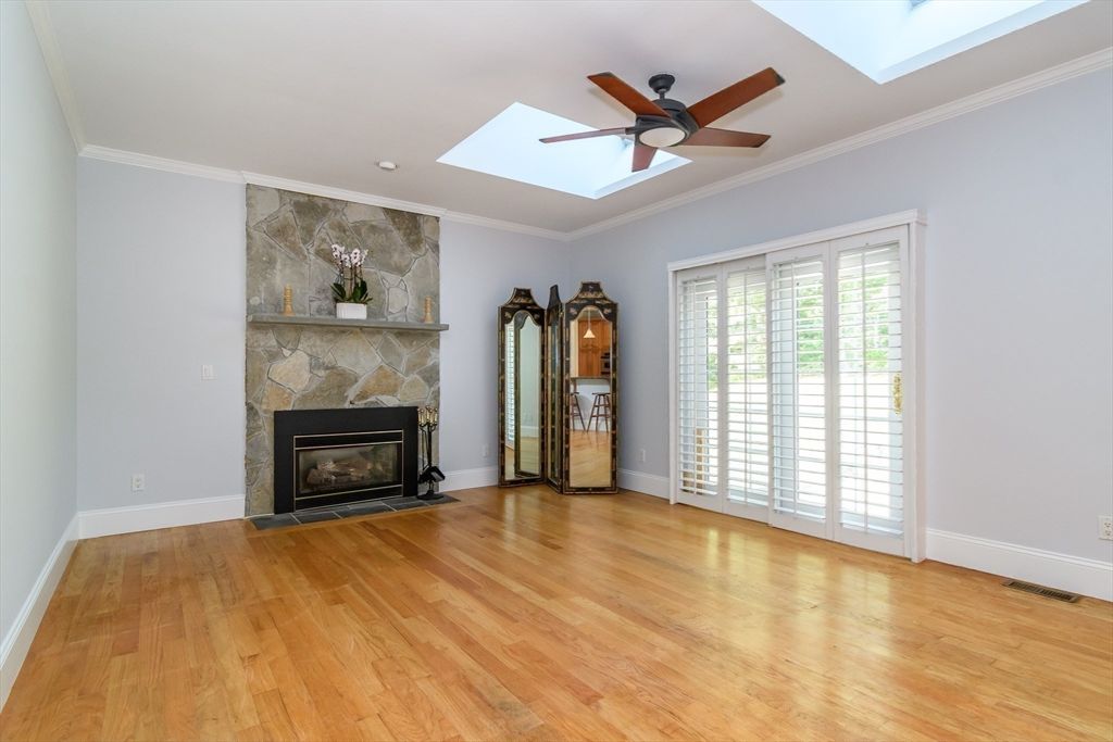 Empty room, Fireplace, Interior, Wood Texture Flooring