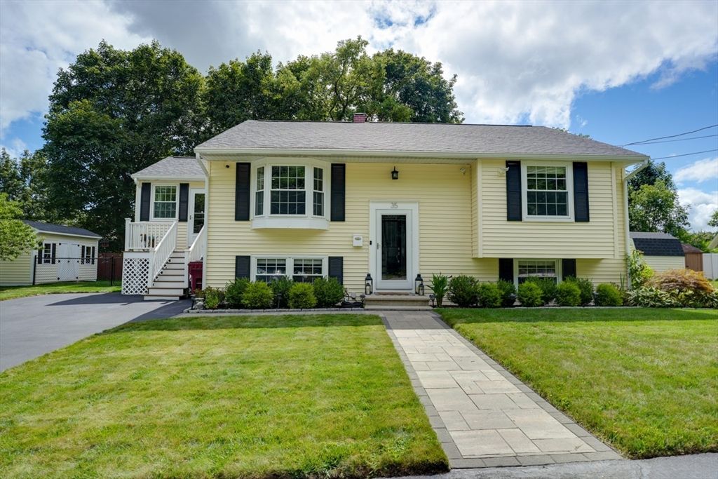 Detached Garage, Exterior, Facade, Raised Ranch