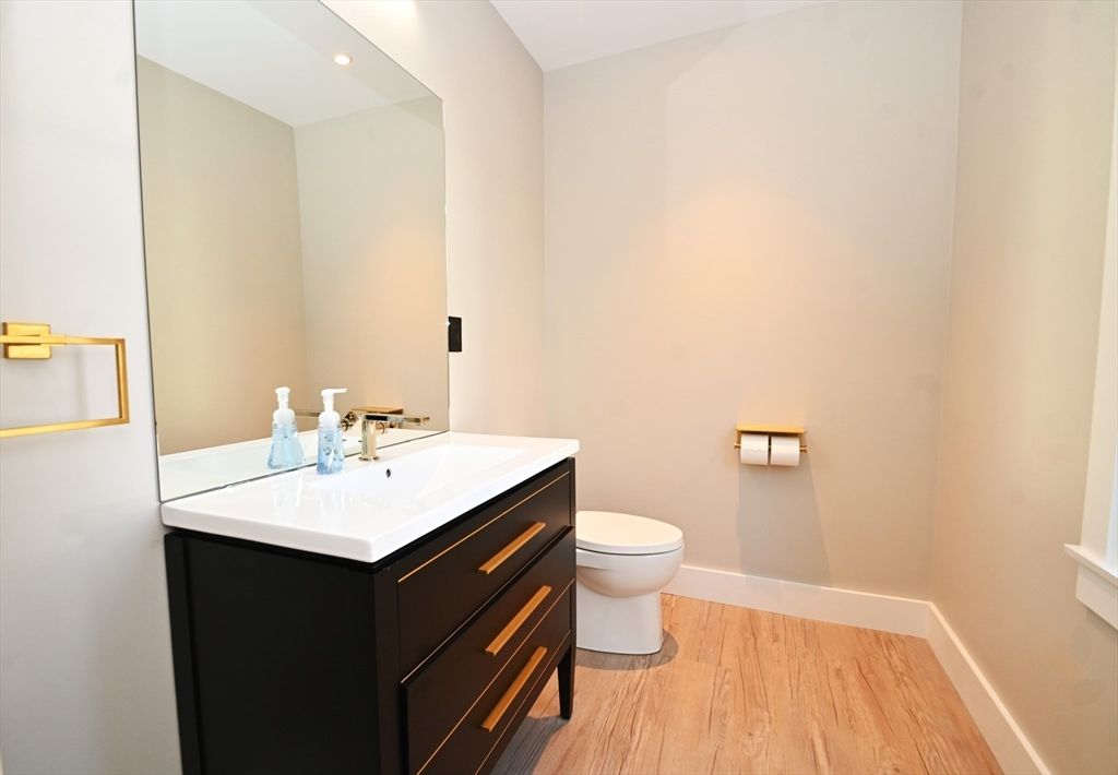 Bathroom, Interior, Recessed Lighting, Wood Texture Flooring