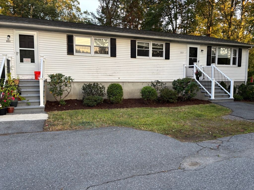 Exterior, Facade, Cape Cod