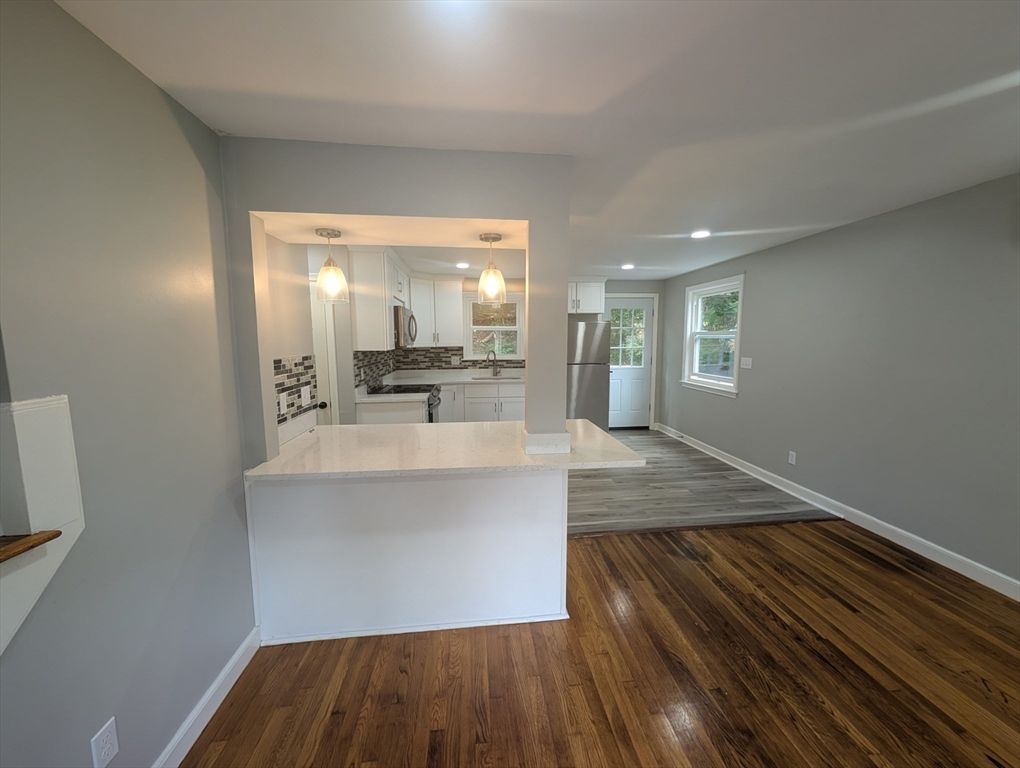 Interior, Kitchen, Pendant Lights, Recessed Lighting, Wood Texture Flooring