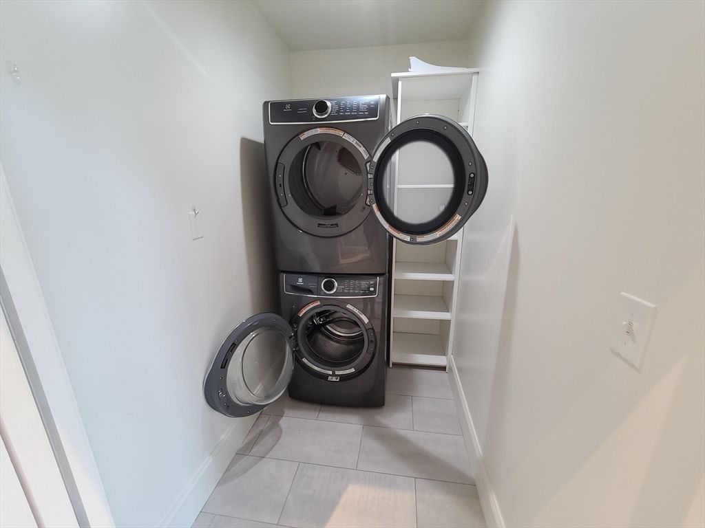 Interior, Utility Closets, Washer