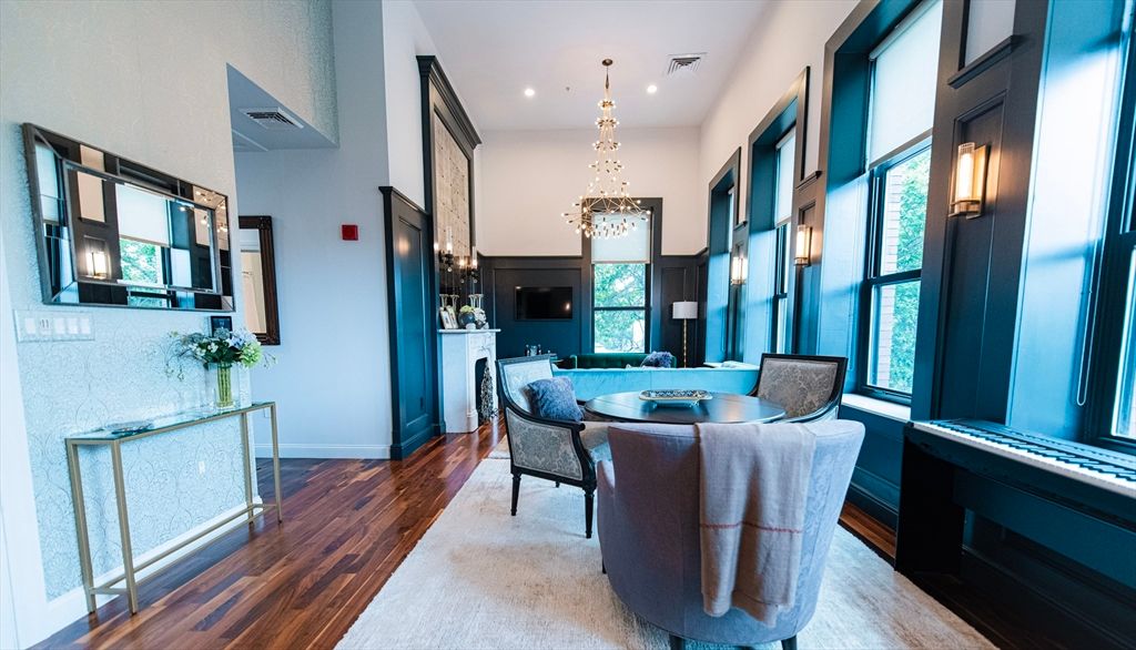 Chandelier, Dining room, Interior, Pendant Lights, Recessed Lighting, Wood Texture Flooring