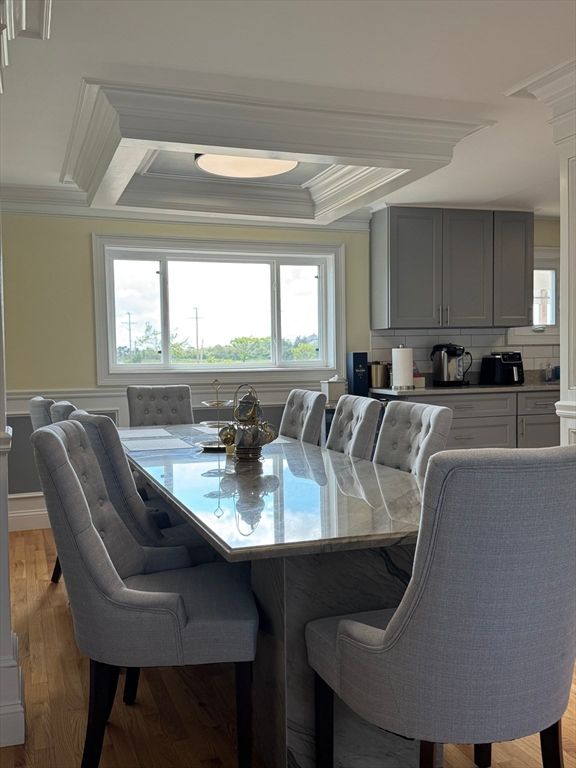 Dining room, Interior, Wood Texture Flooring