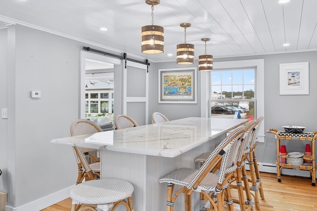 Dining room, Interior, Pendant Lights, Recessed Lighting, Wood Texture Flooring
