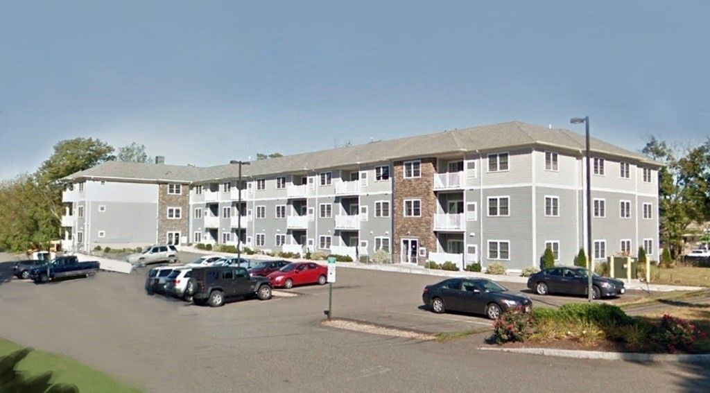 Exterior, Facade, Condo Building