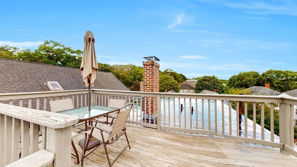 Exterior, Pool, Other
