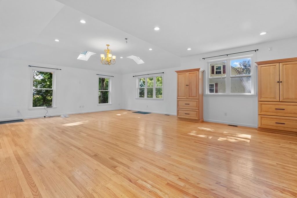 Chandelier, Empty room, Interior, Recessed Lighting, Wood Texture Flooring