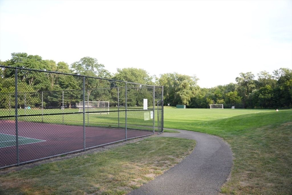 Exterior, Tennis Courts