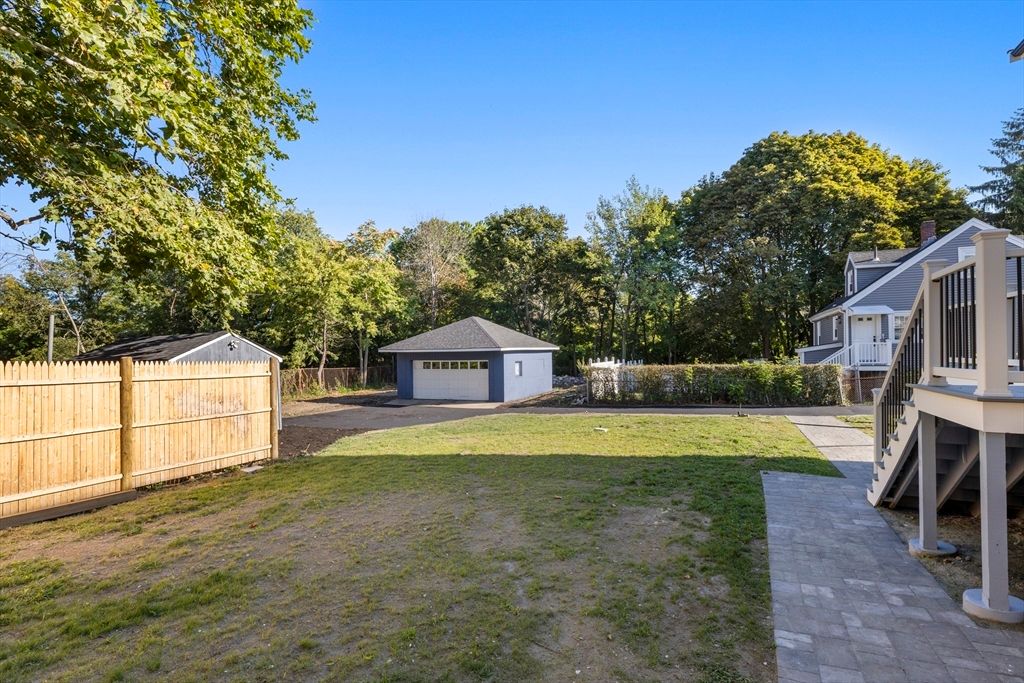 Backyard, Detached Garage, Exterior