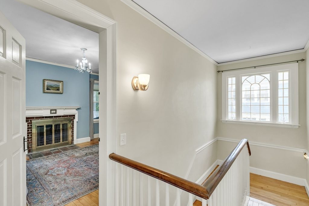 Chandelier, Fireplace, Interior, Wood Texture Flooring