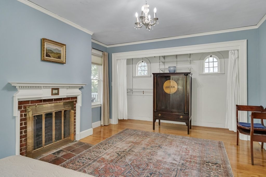 Chandelier, Fireplace, Interior, Wood Texture Flooring