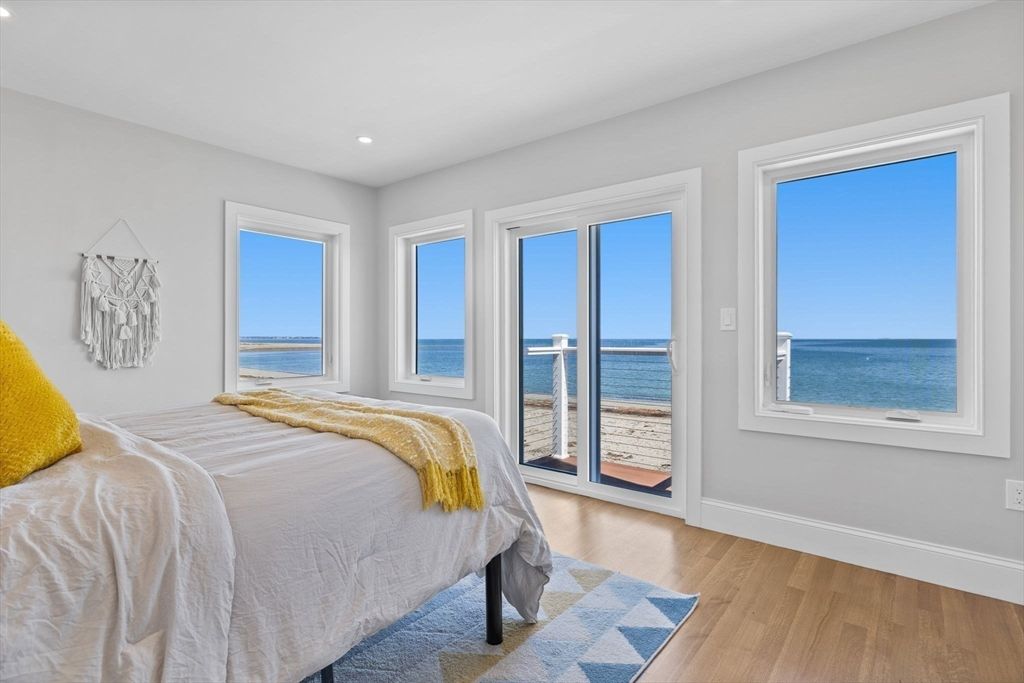 Bedroom, Interior, Recessed Lighting, Water, Wood Texture Flooring