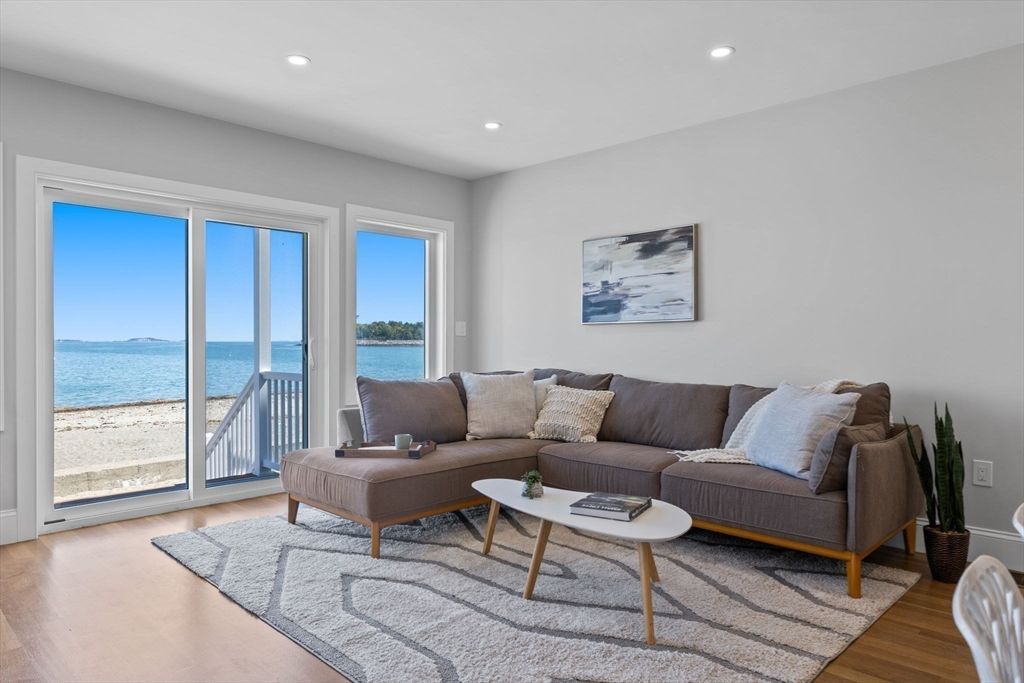 Interior, Living room, Recessed Lighting, Water, Wood Texture Flooring