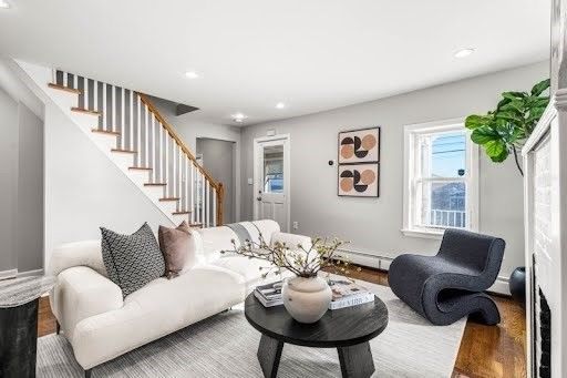 Interior, Living room, Recessed Lighting, Wood Texture Flooring