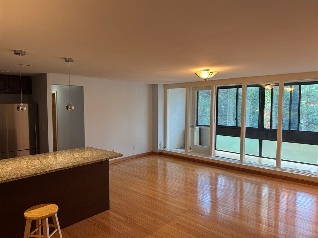 Empty room, Interior, Pendant Lights, Wood Texture Flooring