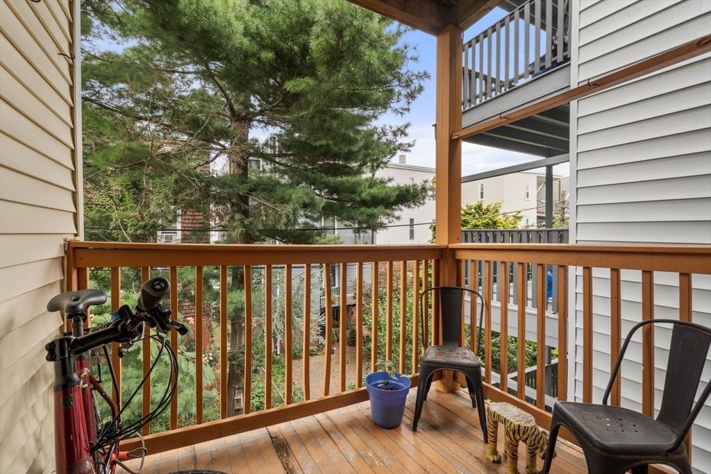 Exterior, Wood Texture Flooring