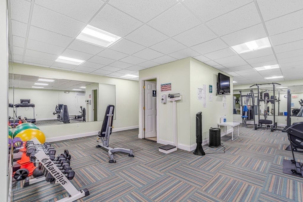 Fitness Equipment, Interior, Recessed Lighting