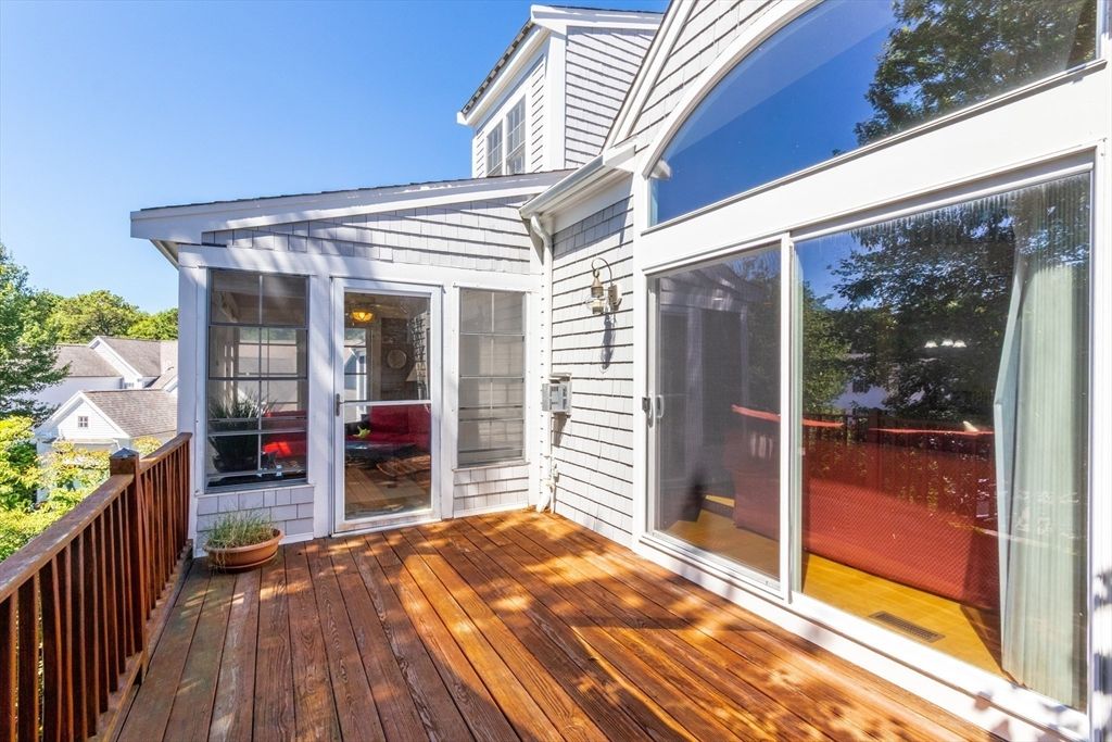 Exterior, Wood Texture Flooring