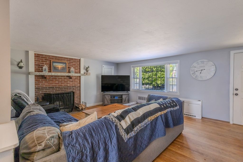 Fireplace, Interior, Living room, Stone Walls, Wood Texture Flooring