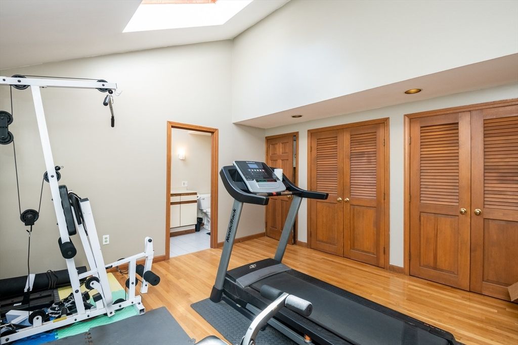 Fitness Equipment, Interior, Recessed Lighting, Wood Texture Flooring