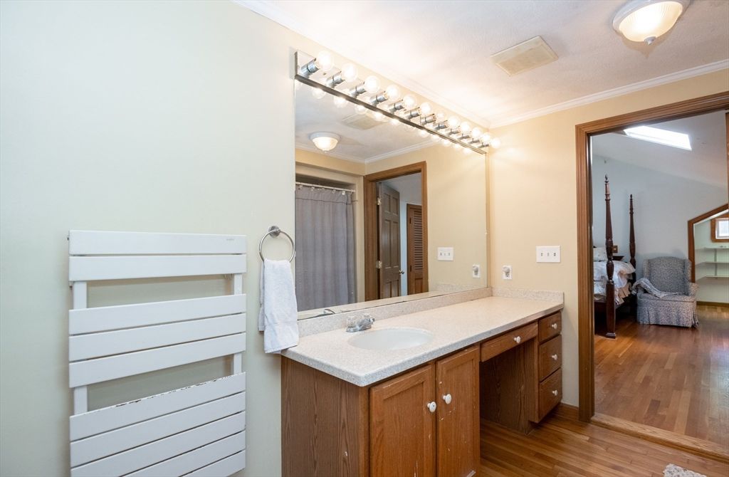 Bathroom, Interior, Wood Texture Flooring