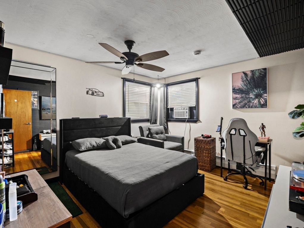 Bedroom, Home Office, Interior, Wood Texture Flooring