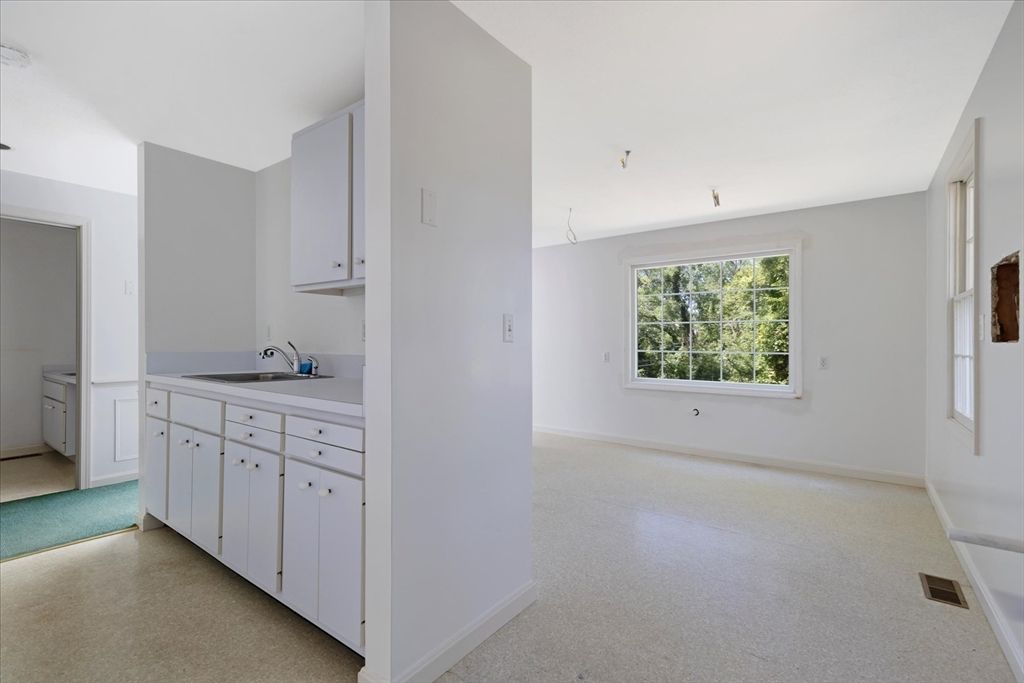 Empty room, Interior, Kitchen