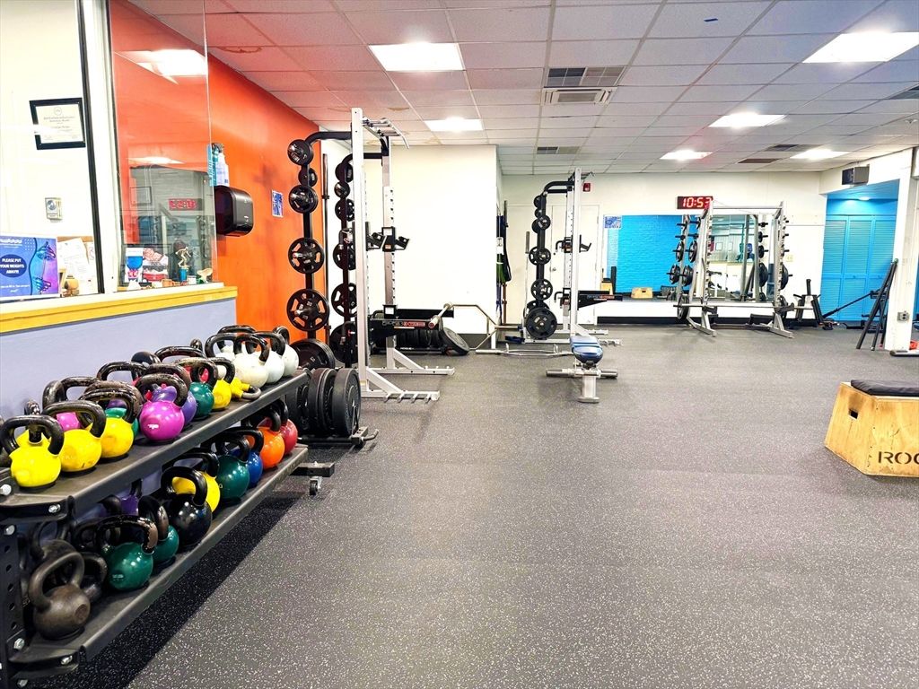 Fitness Equipment, Interior, Recessed Lighting