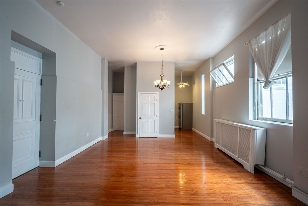 Chandelier, Empty room, Interior, Wood Texture Flooring