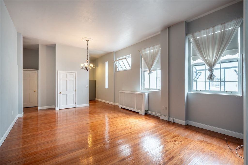 Chandelier, Empty room, Interior, Wood Texture Flooring