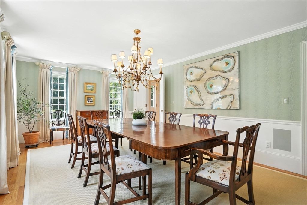 Chandelier, Dining room, Interior, Wood Texture Flooring