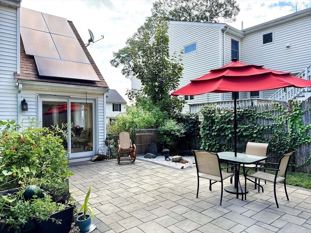 Exterior, Solar Panels