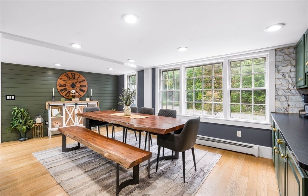 Dining room, Interior, Recessed Lighting, Stone Walls, Wood Texture Flooring