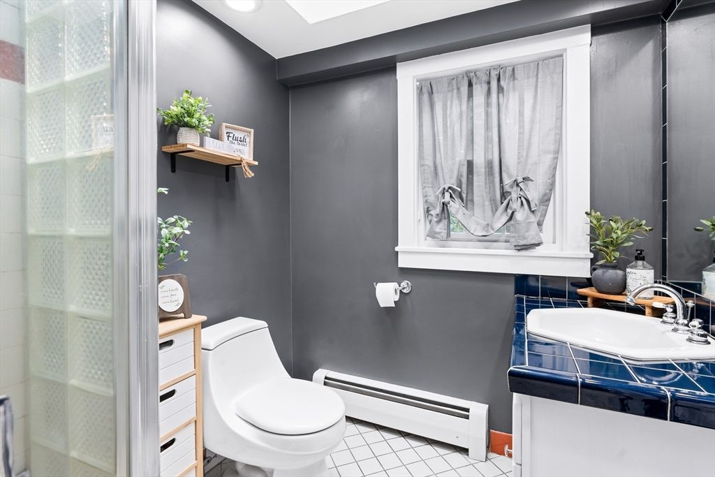 Bathroom, Interior, Recessed Lighting, Tile Countertops