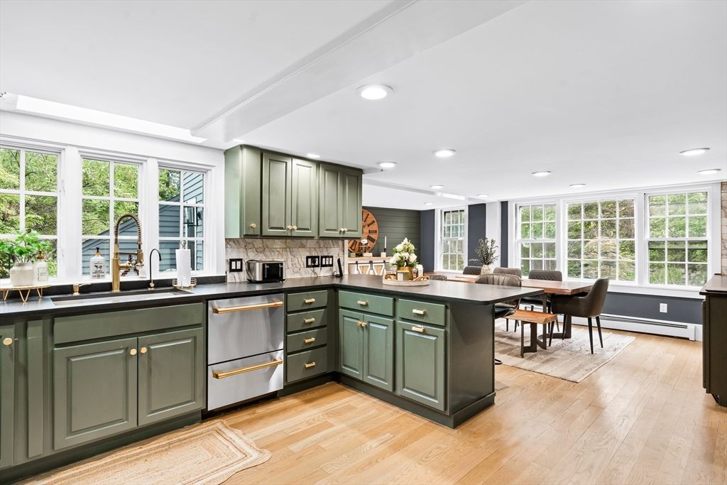 Dining room, Interior, Kitchen, Recessed Lighting, Stainless Steel Appliances, Wood Texture Flooring
