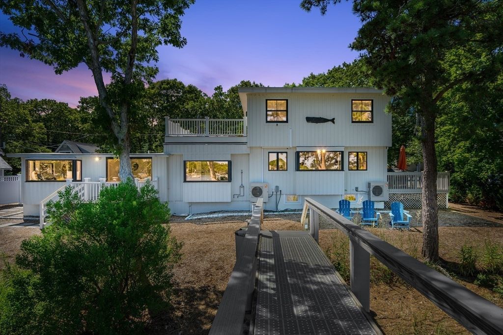 Backyard, Exterior, Facade, Farmhouse