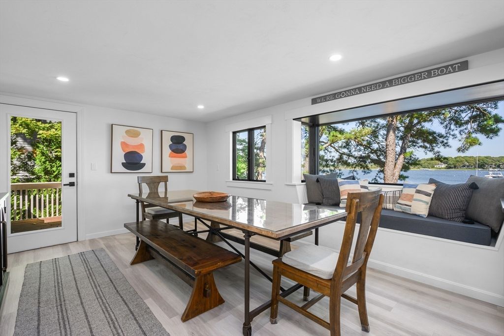 Dining room, Interior, Recessed Lighting, Water, Wood Texture Flooring