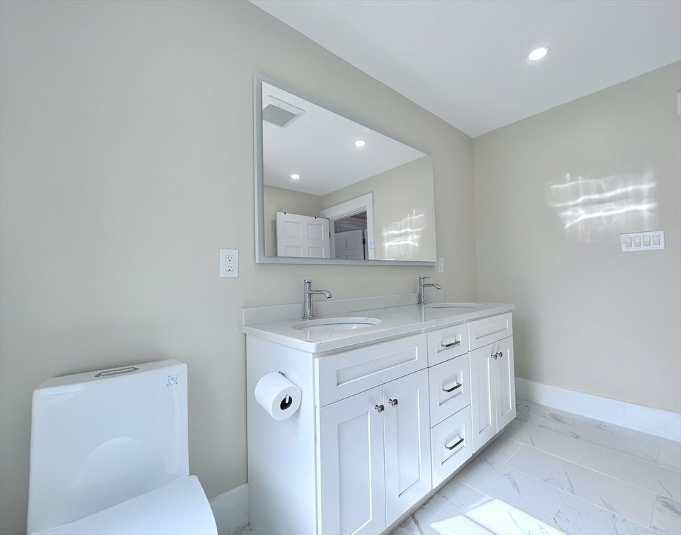 Bathroom, Dual Sink Vanities, Interior, Marble, Recessed Lighting