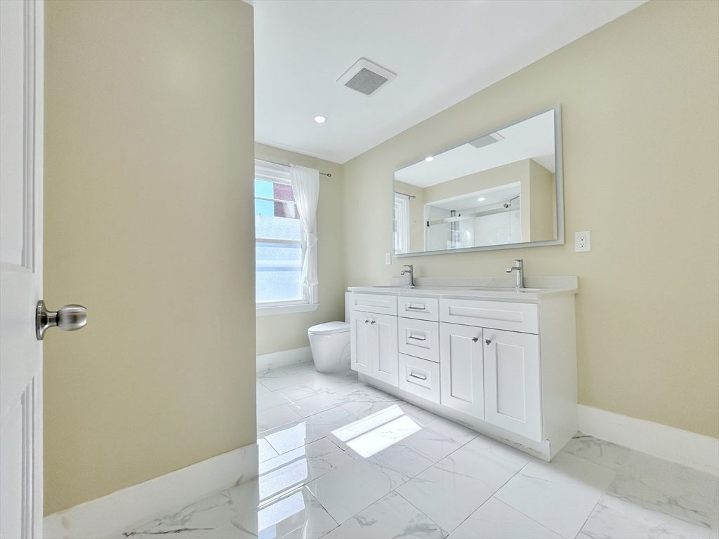 Bathroom, Dual Sink Vanities, Interior, Marble, Recessed Lighting