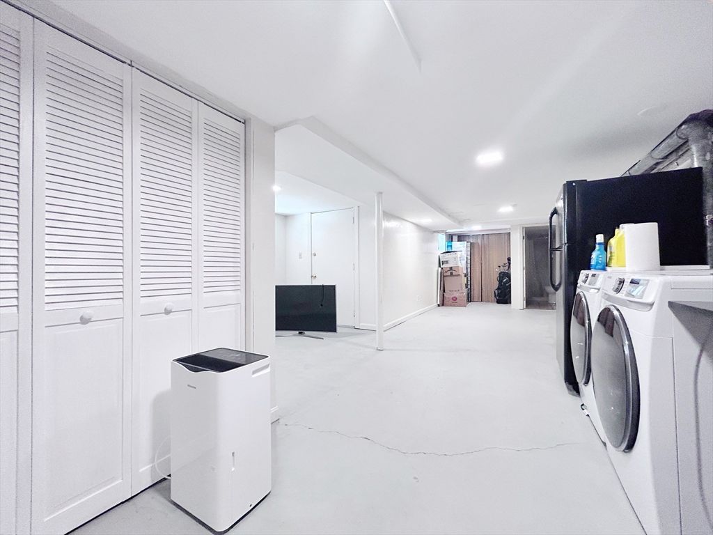 Interior, Recessed Lighting, Washer