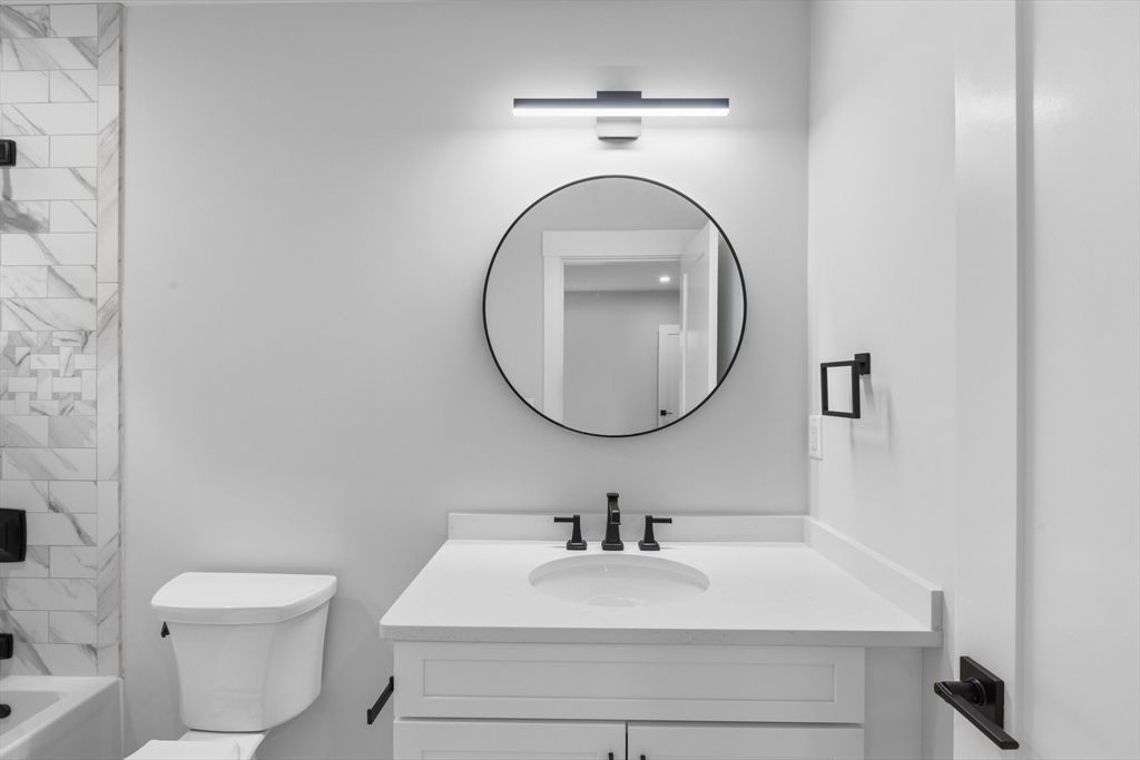 Bathroom, Interior, Marble Walls