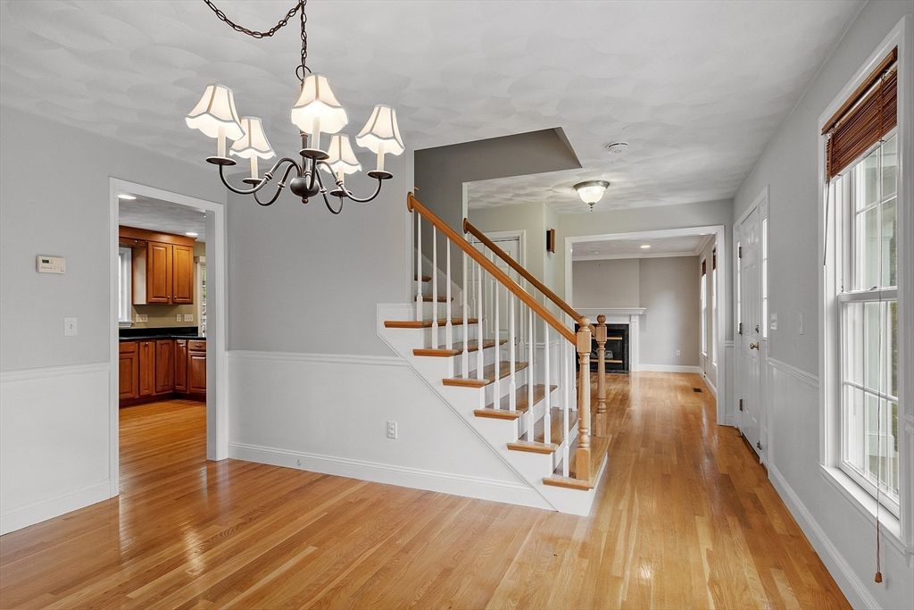 Chandelier, Interior, Recessed Lighting, Wood Texture Flooring