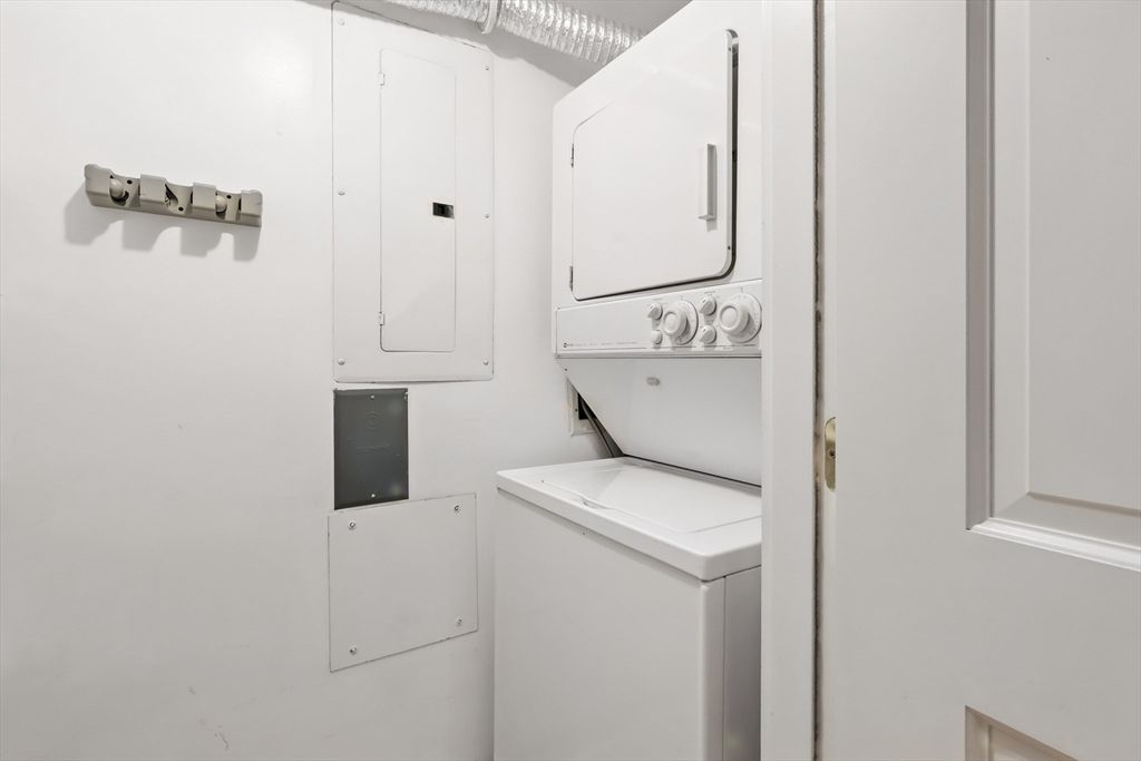 Interior, Utility Closets, Washer
