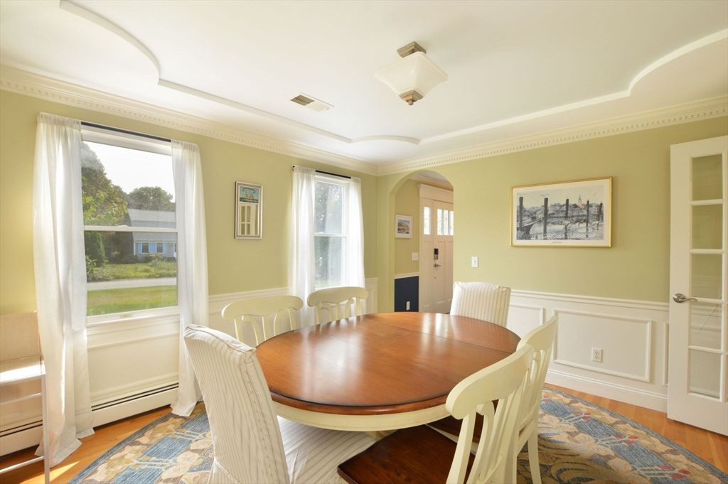 Dining room, Interior, Wood Texture Flooring